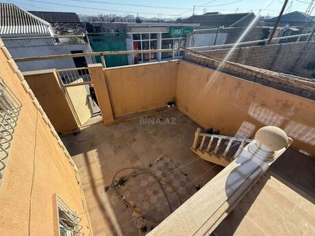 3 otaqlı həyət evi/bağ evi - Binəqədi q. - 140 m²
