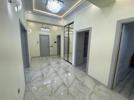 4 otaqlı yeni tikili - Ağ şəhər q. - 125 m²