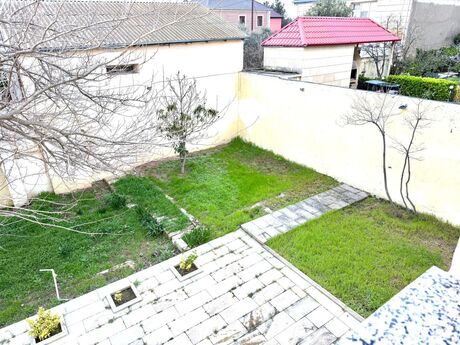 3 otaqlı həyət evi/bağ evi - Novxanı q. - 80 m²