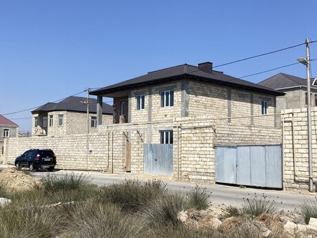 7 otaqlı həyət evi/bağ evi - Bahar q. - 350 m²