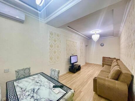 2-room apartment for rent, 65 m², Memar Əcəmi: 700 ₼/mo 5
