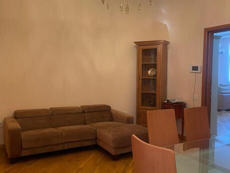 4 otaqlı yeni tikili - İçəri Şəhər m. - 130 m²