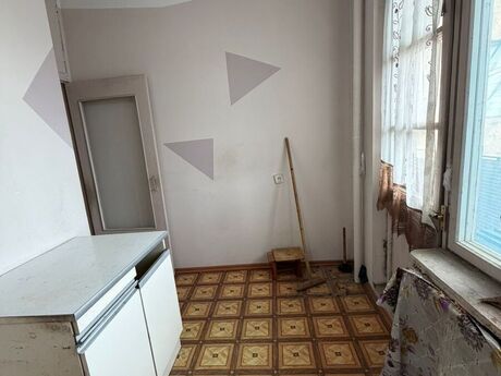 1 otaqlı köhnə tikili - Əhmədli m. - 46 m²