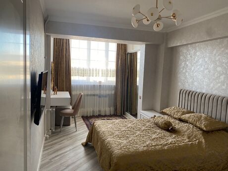4 otaqlı köhnə tikili - Elmlər Akademiyası m. - 120 m²