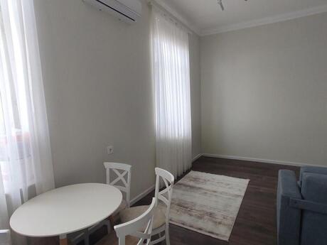 1 otaqlı köhnə tikili - Nizami m. - 25 m²