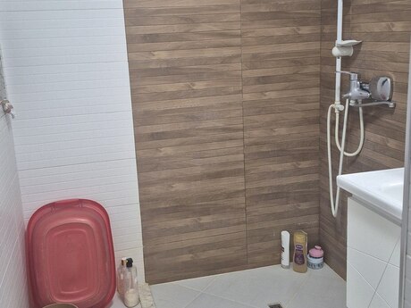 4 otaqlı yeni tikili - Xalqlar Dostluğu m. - 126 m²