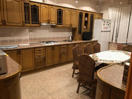3 otaqlı yeni tikili - Elmlər Akademiyası m. - 140 m²