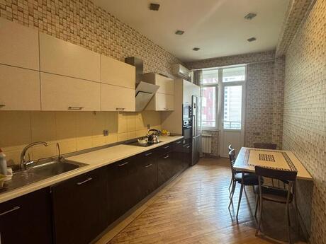 Объявление №6094883 - Баку, Насиминский  р., 2-комн., 110 м², 6/17 этаж