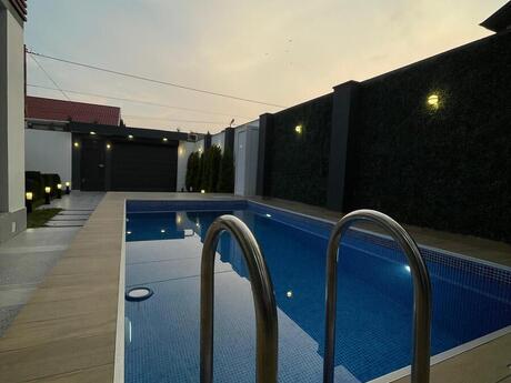 4 otaqlı həyət evi/bağ evi - Şüvəlan q. - 200 m²