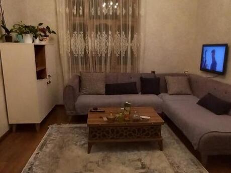 2 otaqlı köhnə tikili - Həzi Aslanov q. - 50 m²