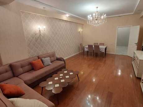 4 otaqlı yeni tikili - 28 May m. - 187 m²