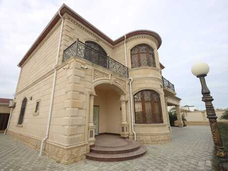 6 otaqlı həyət evi/bağ evi - Şüvəlan q. - 400 m²