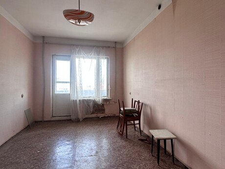 3 otaqlı köhnə tikili - Qara Qarayev m. - 85 m²