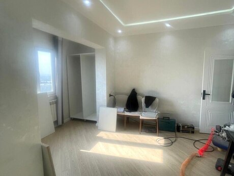2 otaqlı köhnə tikili - Həzi Aslanov m. - 43 m²