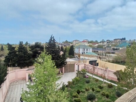 6 otaqlı həyət evi/bağ evi - Abşeron r. - 280 m²