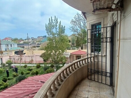 6 otaqlı həyət evi/bağ evi - Abşeron r. - 280 m²