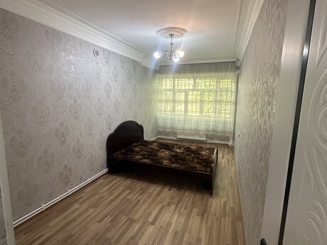 4 otaqlı köhnə tikili - Bərdə - 80 m²