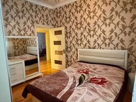4 otaqlı həyət evi/bağ evi - Biləcəri q. - 180 m²