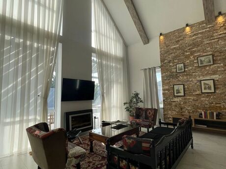 5 otaqlı həyət evi/bağ evi - Mərdəkan q. - 300 m²