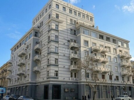 2 otaqlı köhnə tikili - Sahil m. - 70 m²