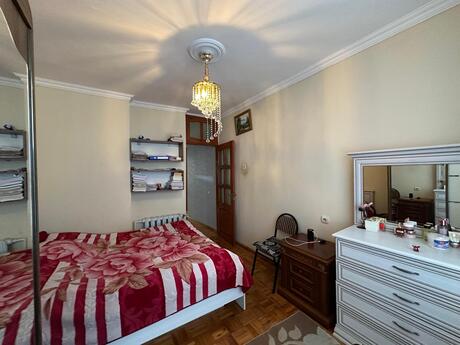 3 otaqlı köhnə tikili - Badamdar q. - 83 m²
