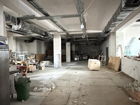 Obyekt - Ağ şəhər q. - 530 m²