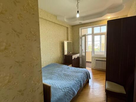 2 otaqlı yeni tikili - İnşaatçılar m. - 70 m²