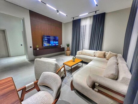 5 otaqlı həyət evi/bağ evi - Abşeron r. - 180 m²