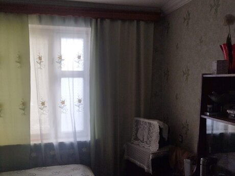 3 otaqlı köhnə tikili - Bakıxanov q. - 75 m²