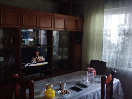 3 otaqlı köhnə tikili - Bakıxanov q. - 75 m²