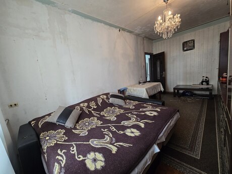 3 otaqlı köhnə tikili - Əhmədli m. - 80 m²