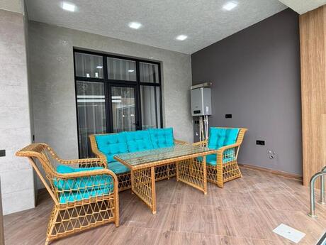 4 otaqlı həyət evi/bağ evi - Mərdəkan q. - 175 m²
