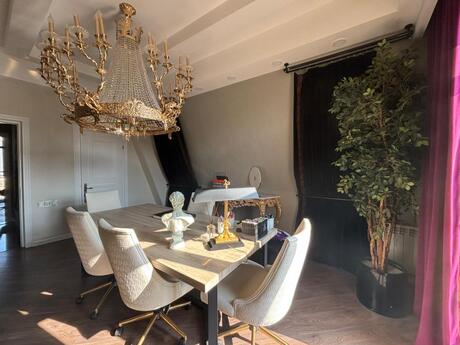 4 otaqlı ofis - Ağ şəhər q. - 157 m²