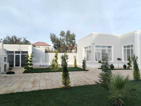 4 otaqlı həyət evi/bağ evi - Şüvəlan q. - 185 m²