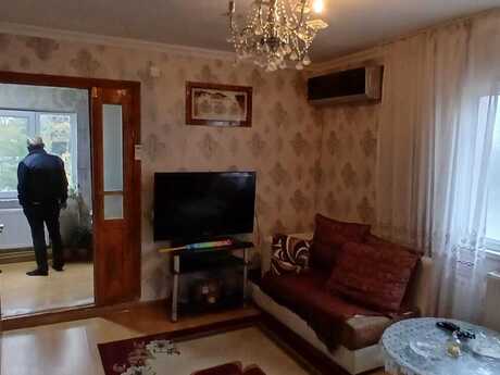3 otaqlı həyət evi/bağ evi - İçəri Şəhər m. - 60 m²