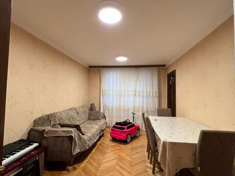 3 otaqlı köhnə tikili - İnşaatçılar m. - 75 m²