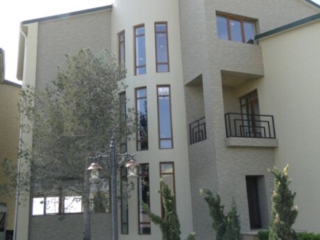 7 otaqlı həyət evi/bağ evi - Bibiheybət q. - 350 m²