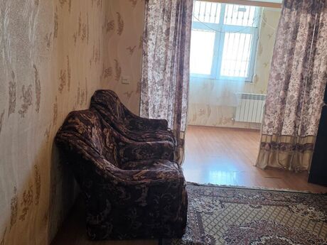 2 otaqlı köhnə tikili - Elmlər Akademiyası m. - 55 m²