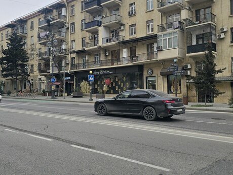 2 otaqlı köhnə tikili - Nizami m. - 70 m²