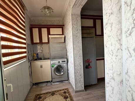 3 otaqlı köhnə tikili - 7-ci mikrorayon q. - 65 m²