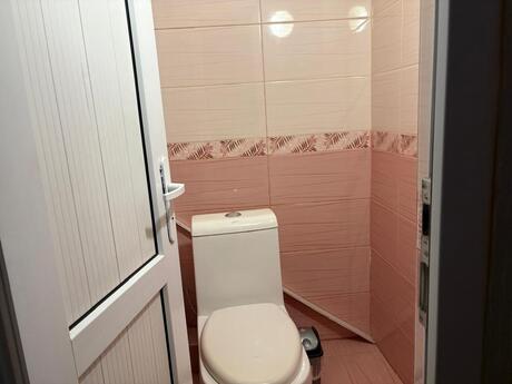 2 otaqlı köhnə tikili - Azadlıq Prospekti m. - 45 m²