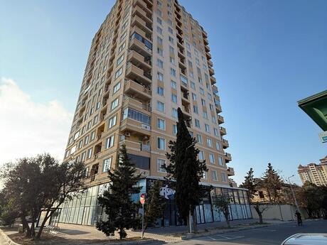 4-комн. новостройка - м. Кара Караев - 181 м²
