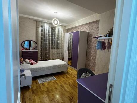 4 otaqlı yeni tikili - Yeni Günəşli q. - 130 m²