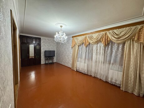 3 otaqlı köhnə tikili - İçəri Şəhər m. - 70 m²
