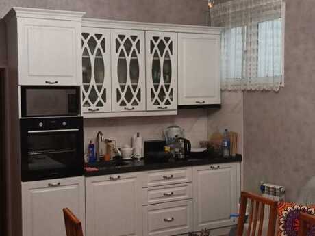 4 otaqlı həyət evi/bağ evi - Nəriman Nərimanov m. - 100 m²