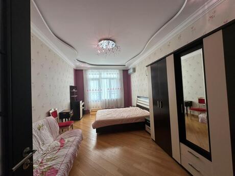 4 otaqlı yeni tikili - Gənclik m. - 144 m²