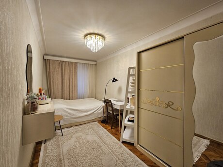 3 otaqlı köhnə tikili - Nəriman Nərimanov m. - 75 m²