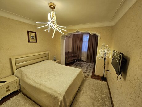 3 otaqlı köhnə tikili - Nəriman Nərimanov m. - 75 m²