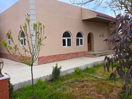 6 otaqlı həyət evi/bağ evi - Nardaran q. - 330 m²