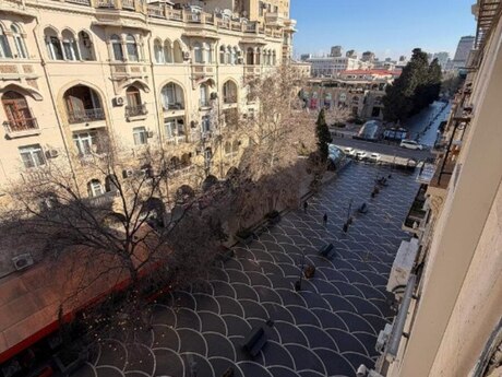 2 otaqlı köhnə tikili - Sahil m. - 45 m²
